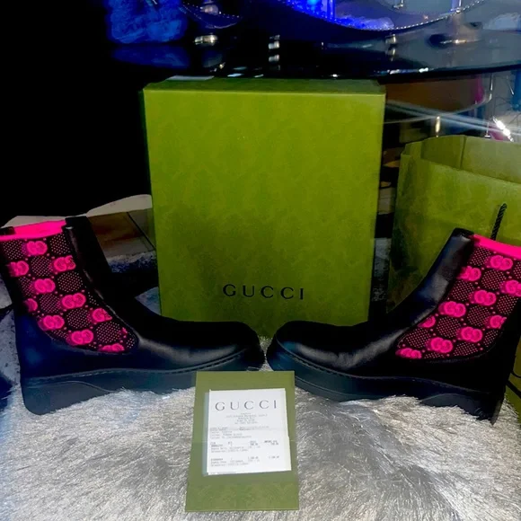 Gucci boots worn only once Gucci | Shoes | Gucci Boots Only Worn Once | Poshmark main image 4